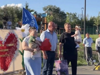 В микрорайоне Пролетарский прошел праздник, приуроченный ко Дню семьи, любви и верности