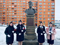 Учащиеся «Авроры» почтили память Героя Советского Союза Учащиеся «Авроры» почтили память Героя Советского Союза