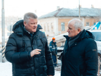 Глава города Михаил Исаев проехал по местам восстановительных работ МБУ «Саргорсвет»