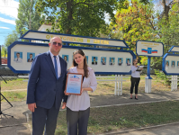  Состоялось торжественное обновление Галереи достижений «От успехов в школе – к успехам в жизни» в Октябрьском районе
