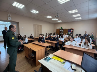 В школе № 18 «УИП им. О. П. Табакова» Фрунзенского района проведен урок мужества