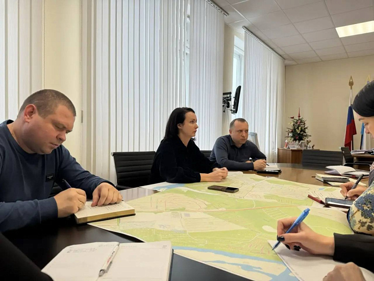 В администрации района состоялся штаб по уборке