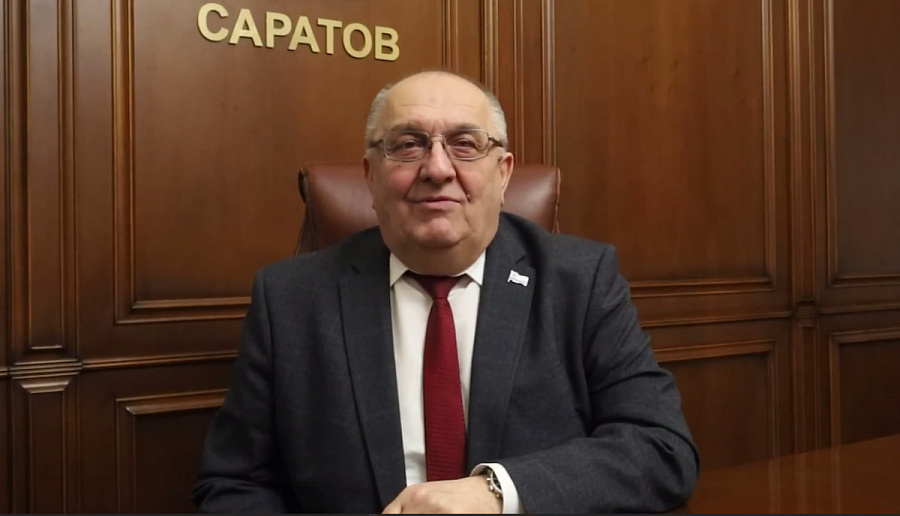 Игорь Молчанов поздравляет всех женщин с Международным женским днем