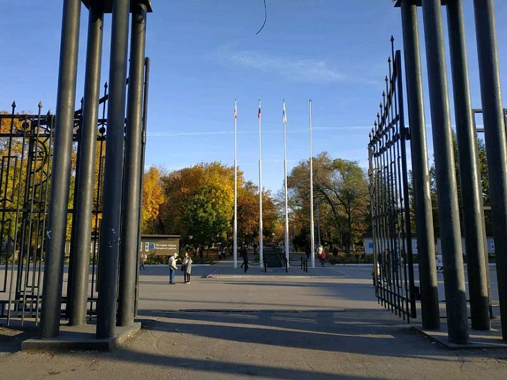 В сквере Дружбы народов отметят День Заводского района 