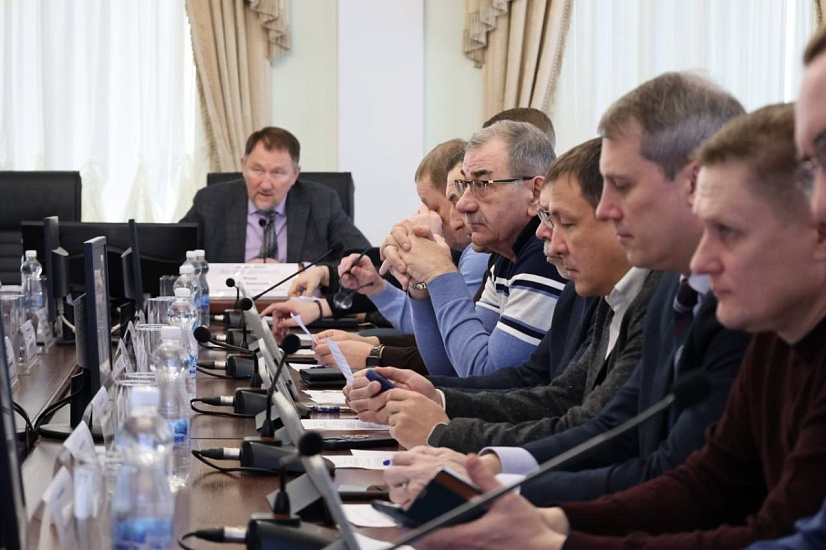 По поручению губернатора Саратовской области Романа Бусаргина три школы города перейдут на региональный уровень