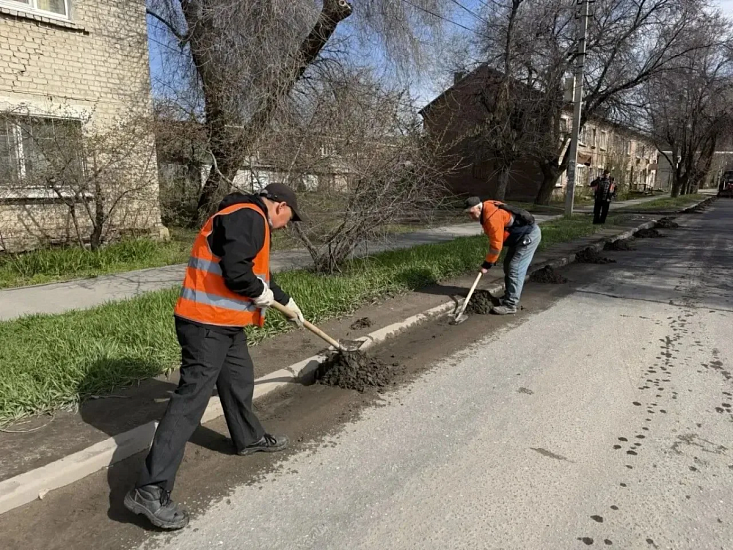 Продолжаются работы по благоустройству районов города