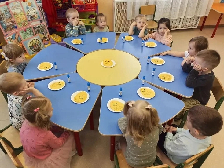 «Непоседы» знакомятся с пасхальными традициями