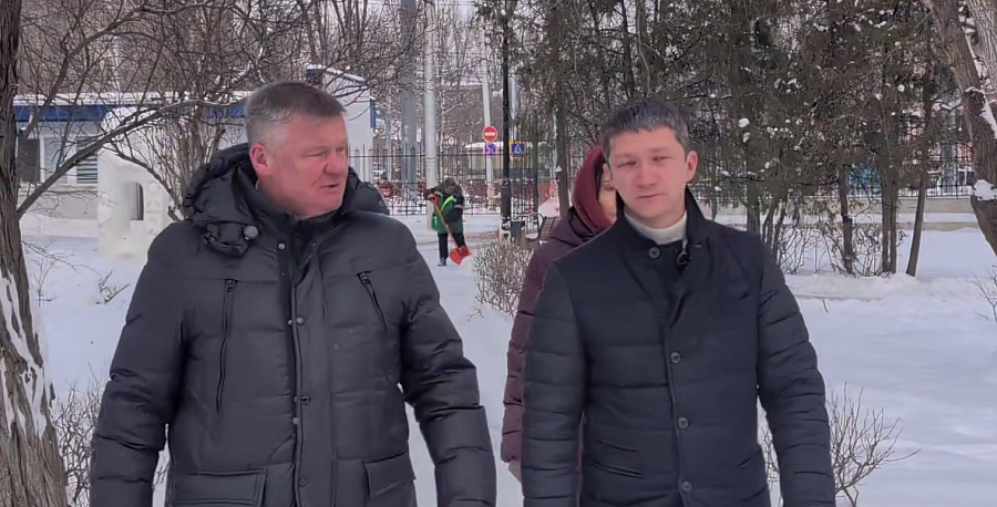 Глава города Саратова Михаил Исаев проверил, как содержатся парки и скверы