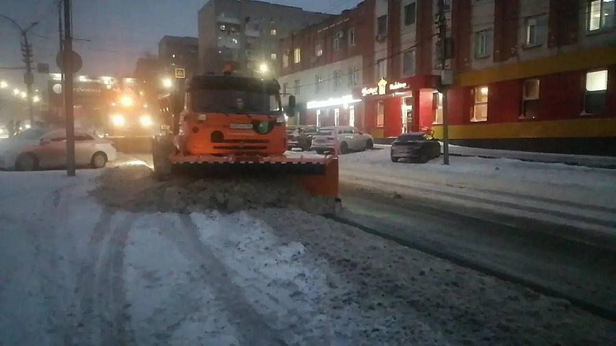 Коммунальные службы устраняют последствия непогоды в круглосуточном режиме