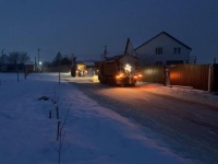 В Кировском районе продолжается уборка 
улиц от снега