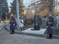 В Саратове почтили память Героев Советского Союза 