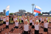 На стадионе «Спартак» состоялось физкультурно-массовое мероприятие «Спортландия-2025», посвященное Дню защиты детей
