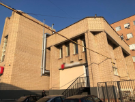 Владелец предприятия общественного питания демонтировал вывеску с использованием бранных слов Владелец предприятия общественного питания демонтировал вывеску с использованием бранных слов