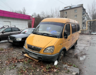 Продолжаются мероприятия по освобождению 
территории города от брошенных автомобилей