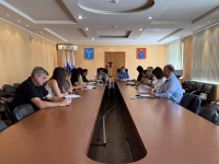 В департаменте Гагаринского района прошло заседание комиссии по делам несовершеннолетних