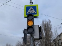 В Саратове подключены все светофоры, установленные 
в этом году на наиболее аварийных перекрестках