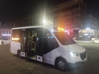 После праздничного салюта городским общественным транспортом перевезено 3240 человек