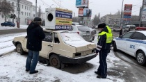 В Кировском районе продолжаются мероприятия 
по выявлению брошенных транспортных средств