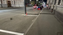 Начались работы по нанесению разметки термопластиком на территории платных парковок Саратова