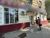 По поручению главы города Михаила Исаева заместители глав районов по экономике продолжают проверку прилегающей территории к торговым объектам