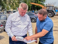 Михаил Исаев: «На территории базы службы благоустройства Заводского района планируется строительство ангара для ремонта спецтехники »