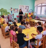 Сотрудники Госавтоинпекции провели игры 
и эстафеты в детских садах города Саратова