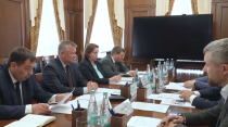 Глава города Саратова Михаил Исаев провел встречу с руководством «Россети Волга» и «Облкоммунэнерго»