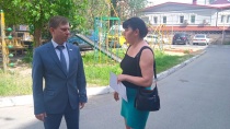 Актуальные вопросы ЖКХ и благоустройства обсудили с жителями многоквартирного дома
