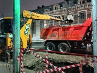 Специалисты водоканала в круглосуточном режиме устраняют повреждения на изношенных городских коммуникациях