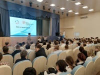 Лариса Максина провела с подростками беседу 
о здоровом образе жизни