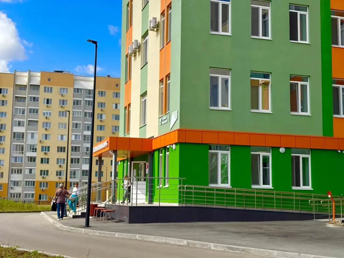 В микрорайоне Авиатор Заводского района города Саратова введено в эксплуатацию новое медицинское учреждение