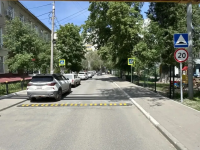 Продолжается установка искусственных дорожных неровностей