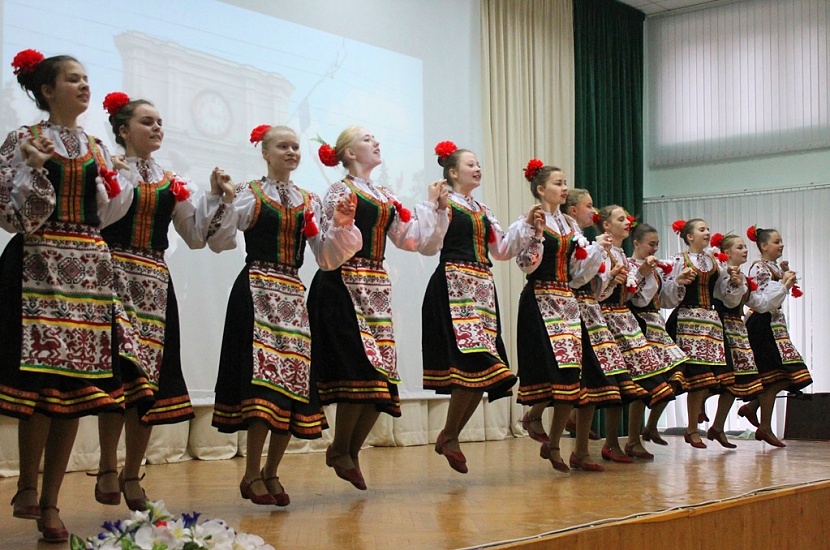 Праздничные мероприятия, посвященные Дню 
народного единства