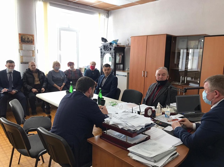 Михаил Исаев посетил Багаевку и Красный 
Текстильщик
