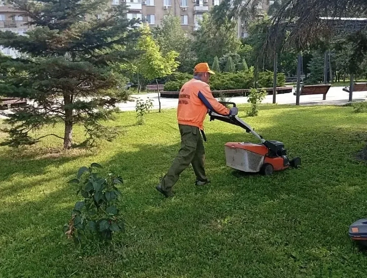 Уборка города продолжается