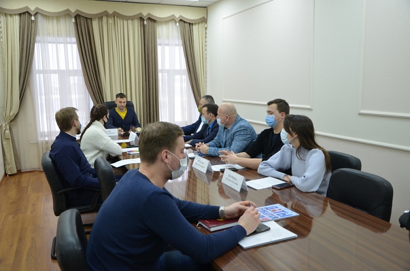 Состоялось заседание комиссии по делам 
молодежи, добровольчества, поддержке ветеранов Общественной палаты города