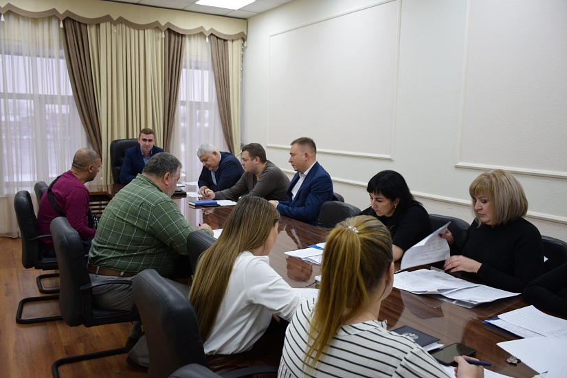 В администрации муниципального образования 
«Город Саратов» состоялось очередное заседание межведомственной комиссии