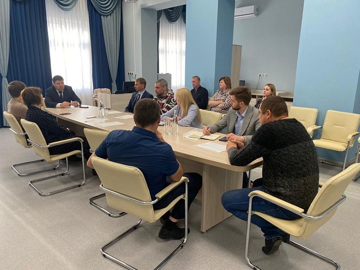 Сергей Пилипенко провел встречу с инициативной 
группой микрорайона «Звезда»