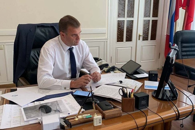Дмитрий Алексеев провел совещание по вопросам 
устранения последствий непогоды