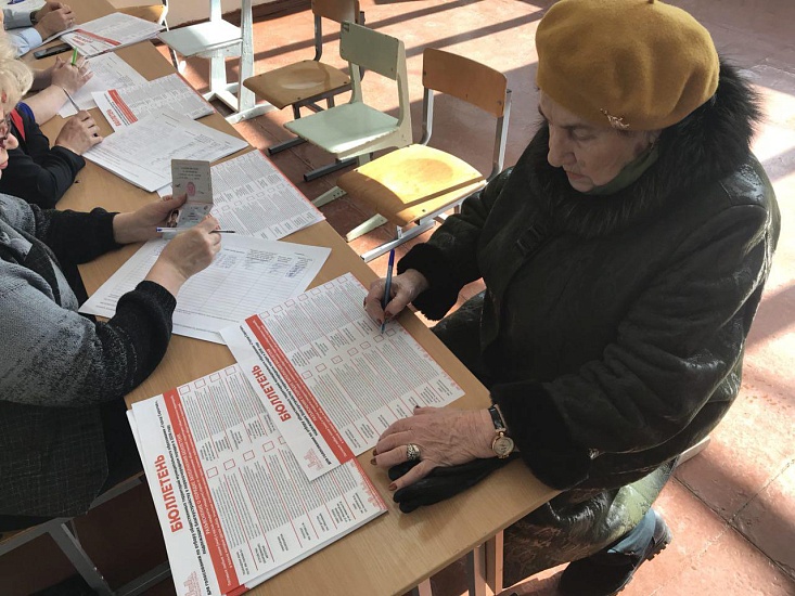 Директор Дома архитектора Римма Астанкова: 
«Сегодня мы не только выбираем президента Российской Федерации, но и решаем, как изменится Саратов»
