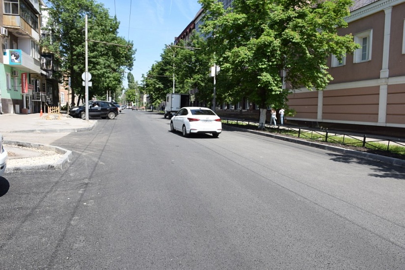 Дневник благоустройства. В Саратове продолжаются 
работы по восстановлению объектов улично-дорожной сети