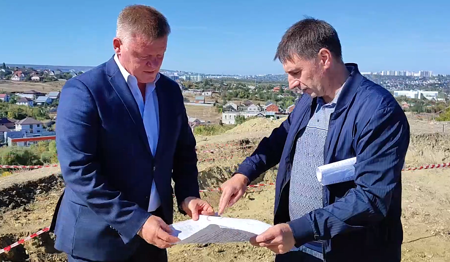 Михаил Исаев: «В Саратове продолжается реализация депутатского проекта «Новые парки и скверы»»