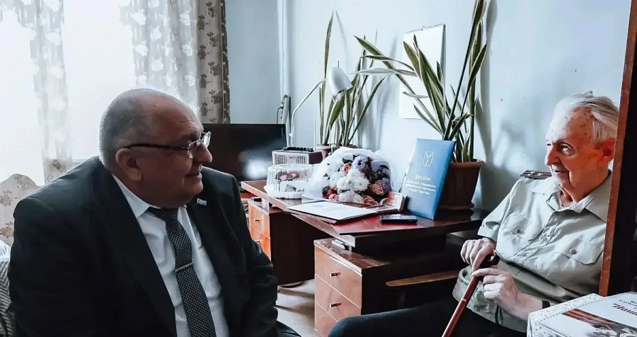 Почетный гражданин города Саратова, ветеран Великой Отечественной войны Виталий Павлович Лавриков отмечает 100-летний юбилей