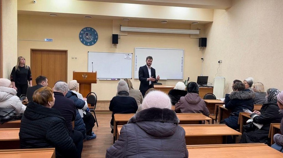 В Кировском районе состоялось консультационное 
мероприятие по вопросу перерасчета за отопление