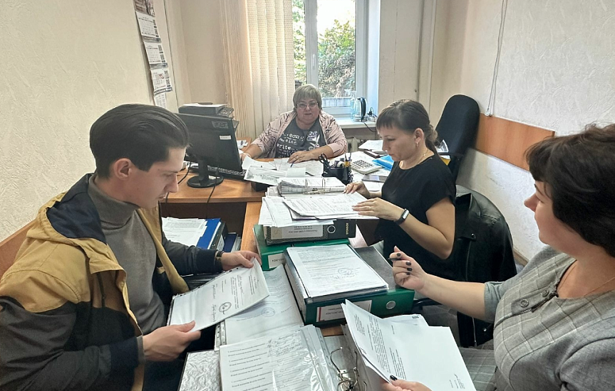 В администрации Ленинского района состоялась 
еженедельная комиссия по проверке готовности объектов к отопительному сезону 2023-2024