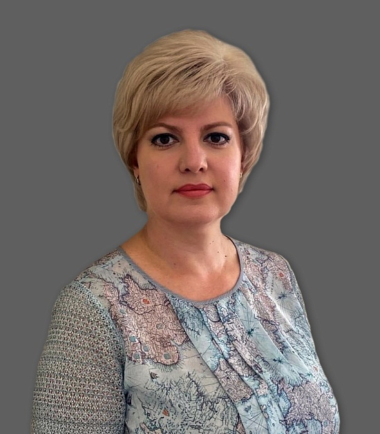 Поздравление и.п. главы Саратова Лады Мокроусовой 
с Днем знаний