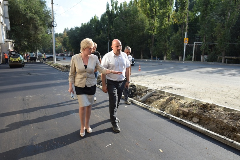 В Кировском районе сегодня будет завершен 
ремонт тротуаров