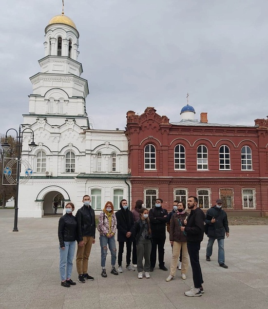 В рамках праздничных мероприятий саратовцам 
рассказали о «Митрофановской площади»