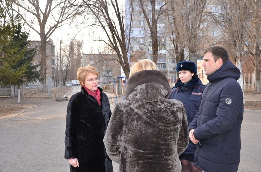 По поручению главы Саратова Михаила Исаева 
в городе проходят мероприятия по формированию безопасной среды для несовершеннолетних