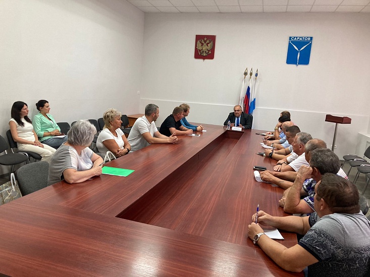 Игорь Молчанов провел встречу с руководителями 
управляющих компаний ТСЖ и ЖСК